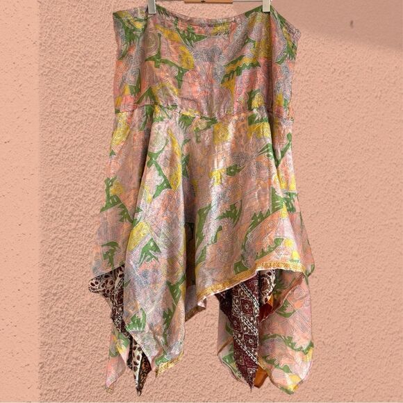 Vintage silk midi skirt asymmetrical hem - Picture 4 of 10